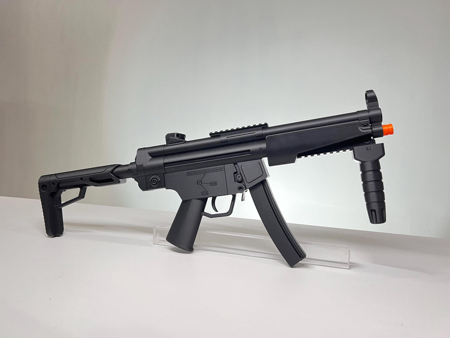 3D-Printed MP5K Replica – Static Display Model